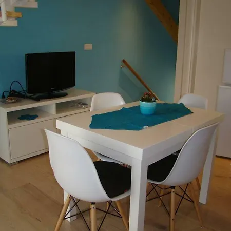 Apartment Porat *